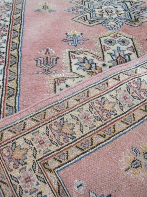 HAND WOVEN PERSIAN RUG