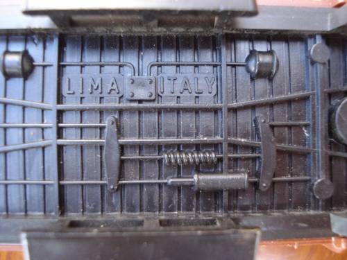 LIMA OPEN TOP RAIL WAGON