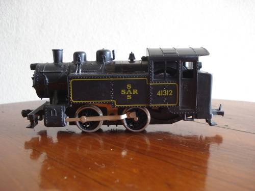 LIMA HO SCALE SAR LOCOMOTIVE 41312