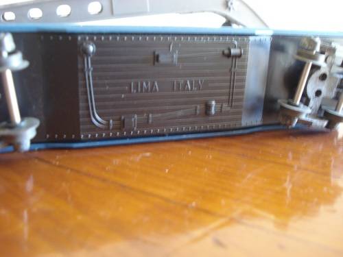 LIMA HO SCALE SNCF BREAKDOWN CRANE WITH FLAT CAR