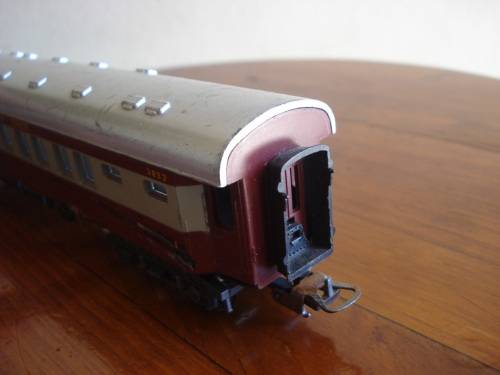 LIMA HO SCALE SAR TRANS KAROO COACHES X 4
