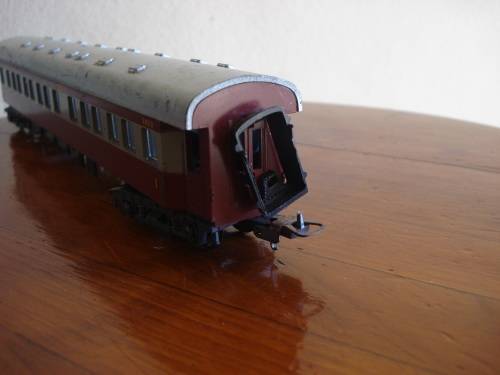 LIMA HO SCALE SAR TRANS KAROO COACHES X 4