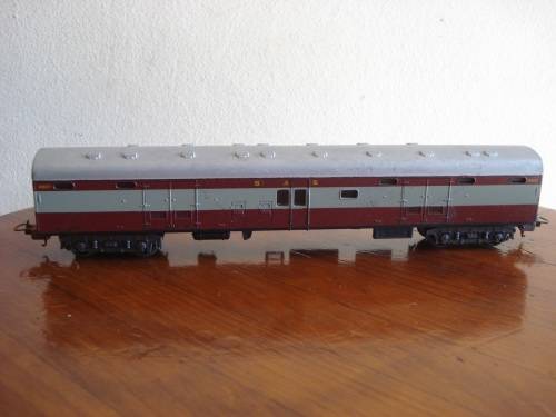 LIMA HO SCALE SAR TRANS KAROO COACHES X 4