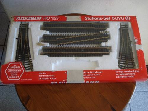 FLIESCHMANN STATION  SET NO 6090
