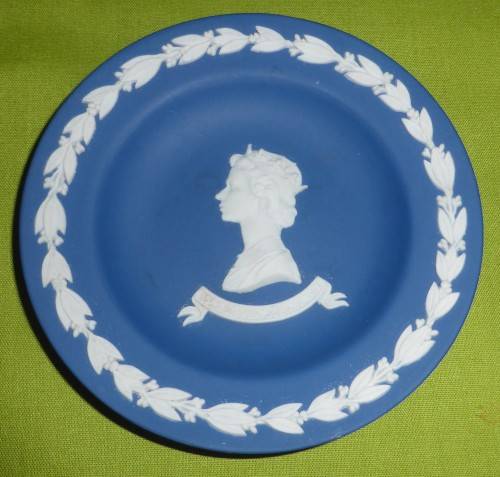 WEDGWOOD!!! MADE IN ENGLAND! Dark Blue Jasperware Pin Dish
