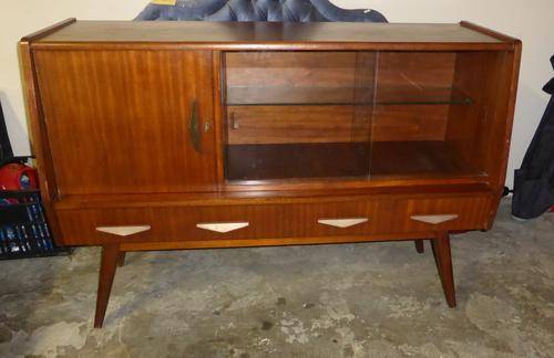 Sideboard - PICK UP ONLY