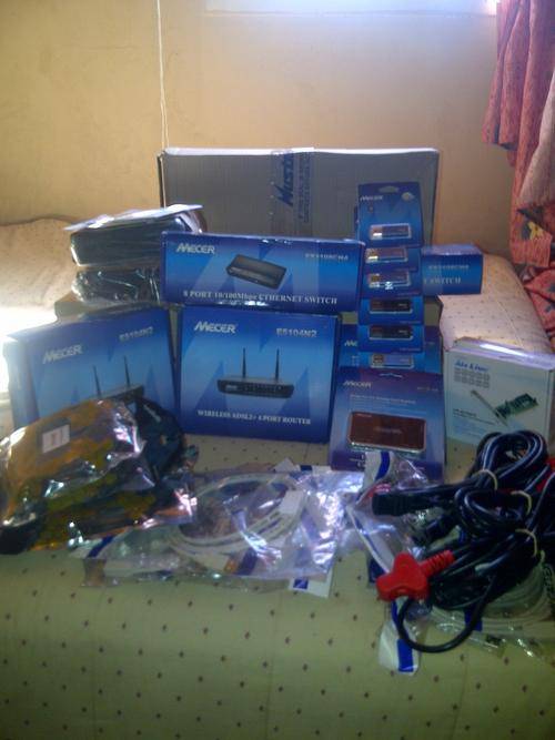 mecer computer components and accesories bundle ** worth over R5000**