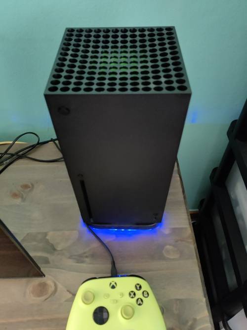 Xbox Series X + Additional Controller