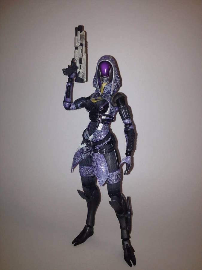 Square Enix Mass Effect 3: Play Arts Kai: Tali`Zorah vas Normandy Action Figure New!