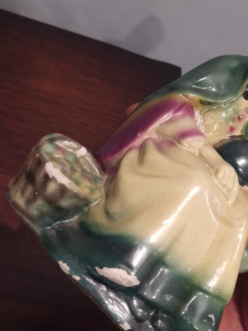 BEAUTIFUL! Vintage statues, porcelain and ceramic/chalk?