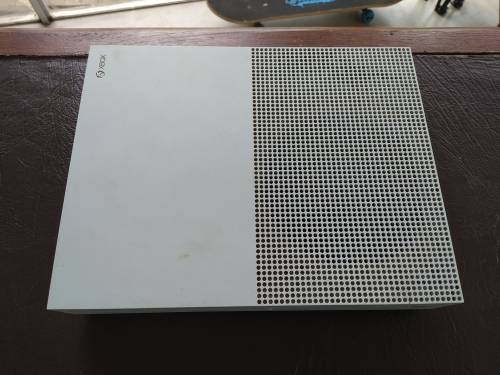WOW! Xbox One s console, please read