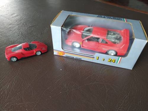 Great Ferrari F40 model with bonus Shell ferrari model