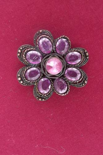 Brooch as per scan - pin broken