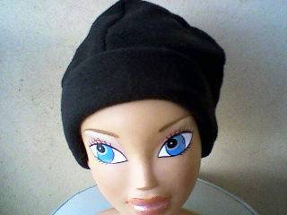1 BEANIE. BLACK. LARGE.