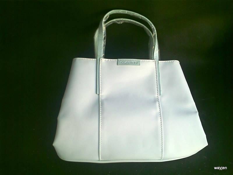 CLARINS PARIS HANDBAG. WHITE AND BLUE. NEW. 25 X 18cm.