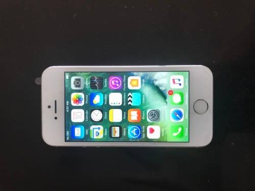 Apple Iphone 5S 16GB. Please read.