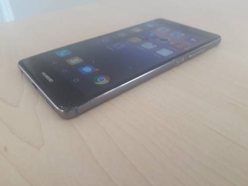 Huawei P9 32GB. Titanium silver. Dual sim.
