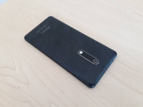 Nokia 5 - like new. R1 auction! Retail R2999!