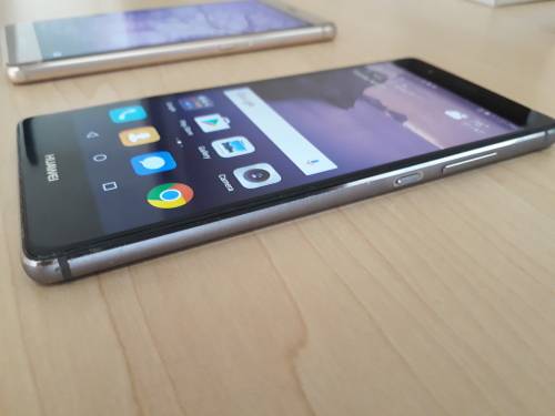 Huawei P9 32GB. Titanium silver. Dual sim.