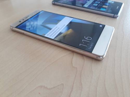 Huawei P9 32GB. Titanium silver. Dual sim.