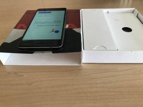 Nokia 6 - like new. Android!