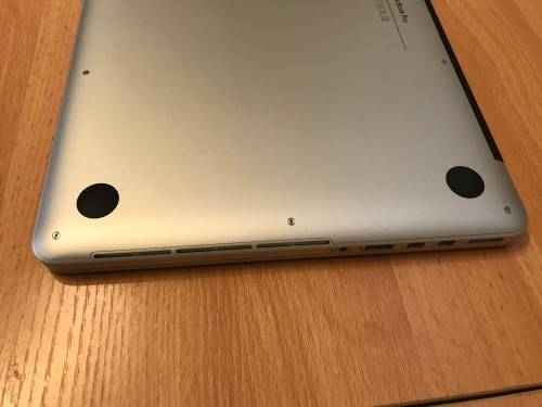 Apple Macbook Pro | 13 inch | Core I5 2.4GHZ/4GB/128GB | Retina Display | ME864