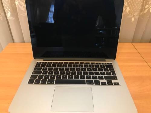 Apple Macbook Pro | 13 inch | Core I5 2.4GHZ/4GB/128GB | Retina Display | ME864
