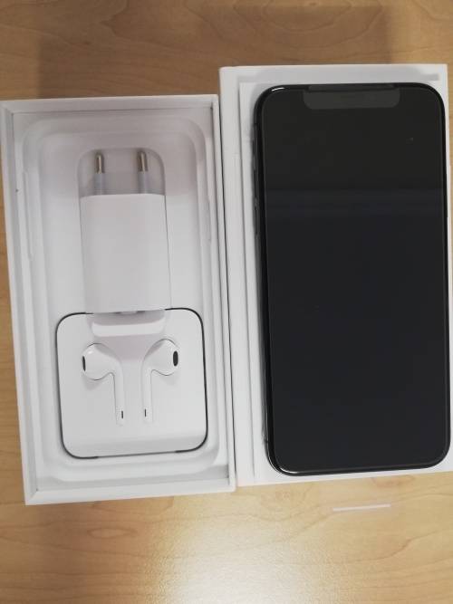 Apple iPhone X 64GB | Space Grey