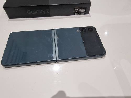 Samsung Galaxy Z Flip 3 5G 256GB Black