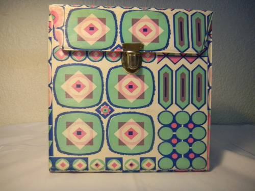 VINTAGE COLLECTION OF VINYL 7 SINGLES