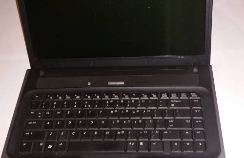HP 530 LAPTOP