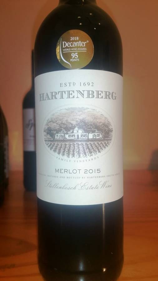 WINE COLLECTION ~ 7 BOTTLES [4 RED, 2 WHITE, 1 ROSE]