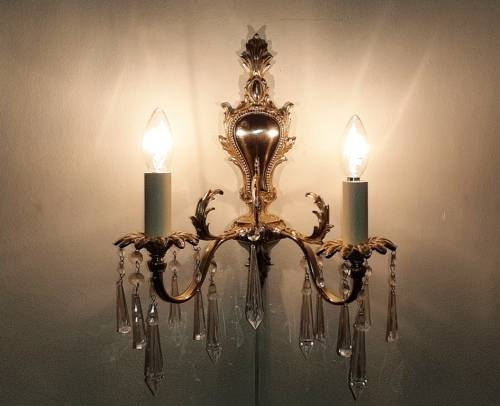 WALL SCONCE ~ BRASS, CLEAR CRYSTAL PENDANTS AND CANDLE SLEEVES