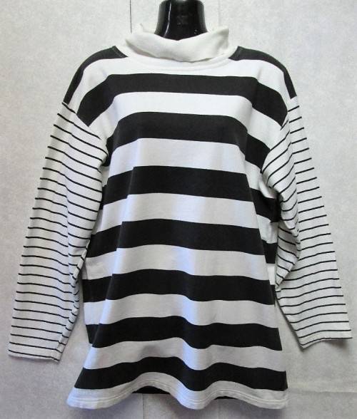 Vintage c1980's Black & White Sweatshirt - Size S