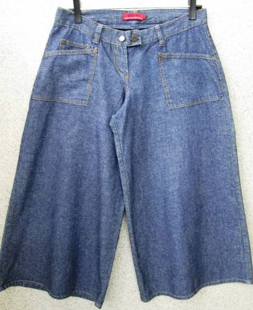 Wide Leg Lightweight Denim Capri Pants - Size 35 (Waist 78cm; Hip 102cm) *Quality Brand