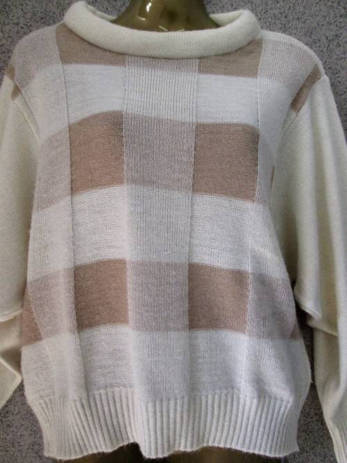 Vintage Cream & Beige Jersey - Size L