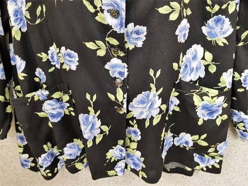 Vintage Floral Shirt With Pocket Detail - Size 38 (Chest 97cm)