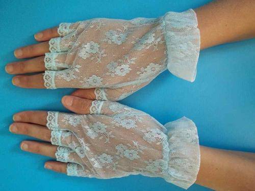 Short Light Blue Lace Gloves - Size M