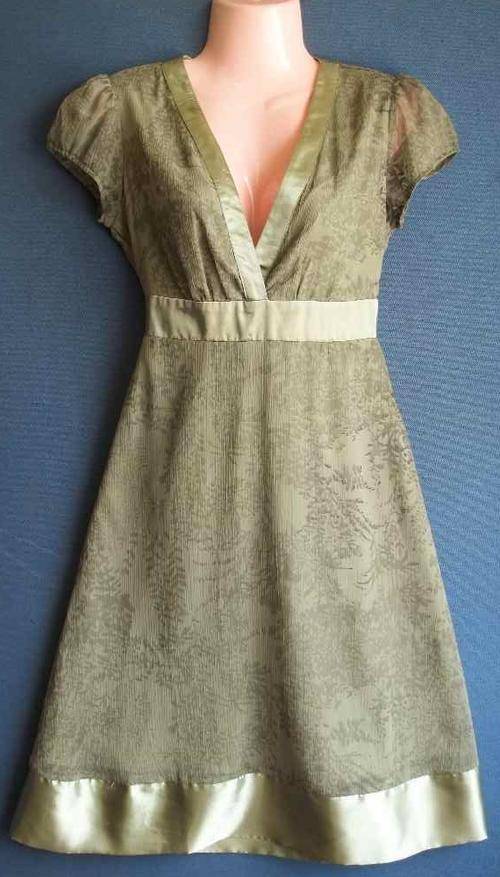 Fully Lined Green Lightweight Polyester Dress - Size 32 * Quality Brand