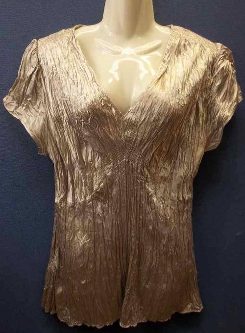 Champagne Crinkle Polyester Top - Size 44 * Quality Brand
