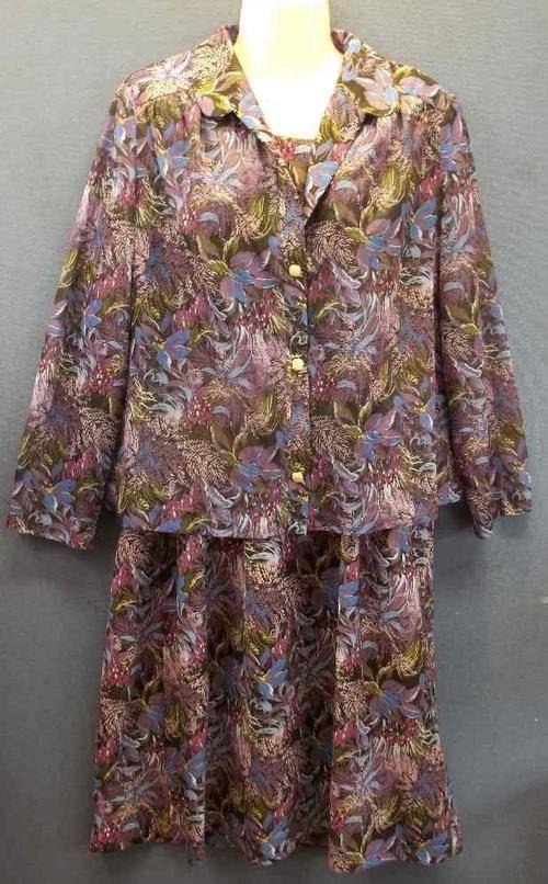 Vintage Lightweight Purple Patterned Polyester Two Piece - Size 46