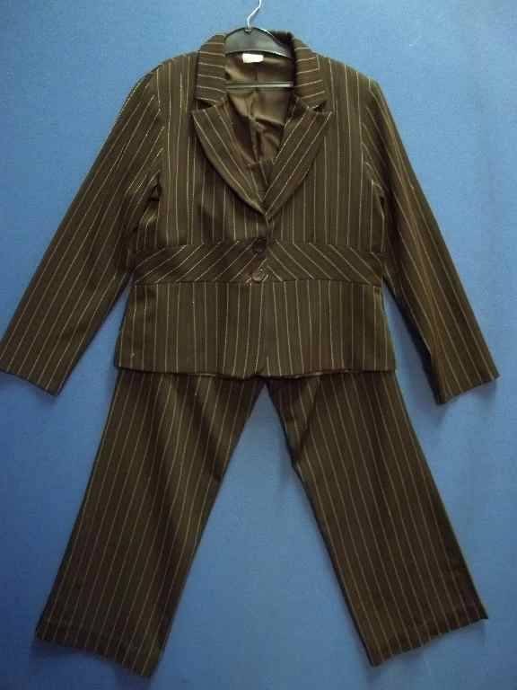 Brown Stripy Two Piece With A Lined Jacket (Polyester/Spandex) - Size 40