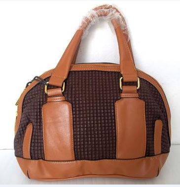 Gorgeous ladies handbag in Brown