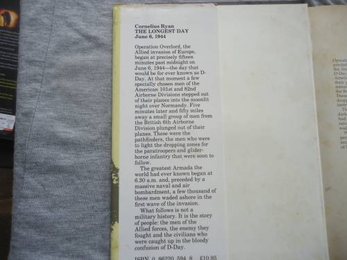 CORNELIUS RYAN - "THE LONGEST DAY - 6TH JUNE 1944"  SMALL HARD COVER + DUST COVER