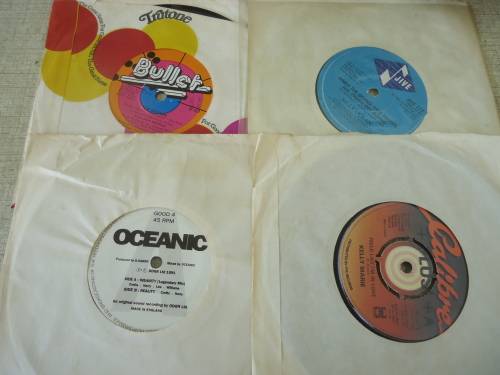 4 POP SEVEN SINGLES - DIFFERENT ARTISTS SEE LISTING FOR PICTURES AND TITLES SEVEN SINGLE - 30