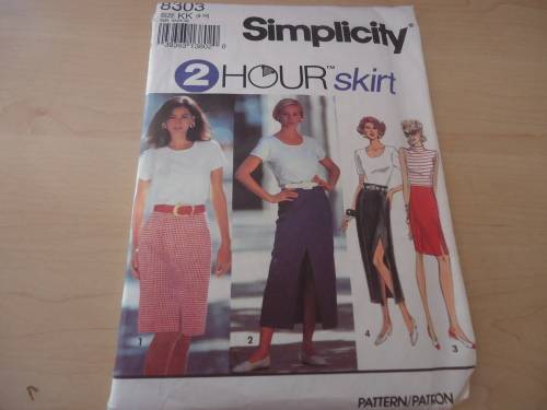 SIMPLICITY PATTERNS - 8303- SIZE KK = 8 - 14  COMPLETE