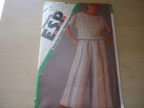 SIMPLICITY PATTERNS 6762 SIZE H = 6 + 8 + 10   COMPLETE + UNCUT
