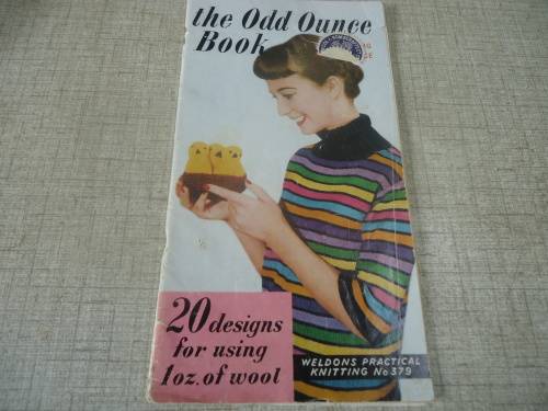 VINTAGE WELDON'S PRACTICAL KNITTING SPECIAL  -20 DESIGNS FOR USING 1 OZ OF WOOL - 32 PAGES A5 SIZE