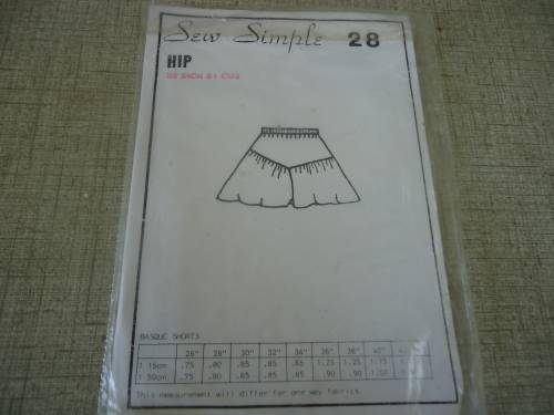 SEW SIMPLE PATTERNS # 28 BASQUE SHORTS SIZE 32" OR 81 CM