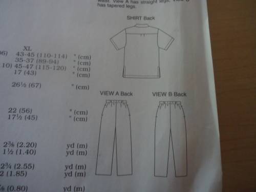 KWIK SEW PATTERNS 3041  TOP/PANTS SIZES X-SMALL, SMALL+MEDIUM+LARGE + X-LARGE - COMPLETE & UNCUT